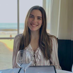 Meet your Posher, Jillian